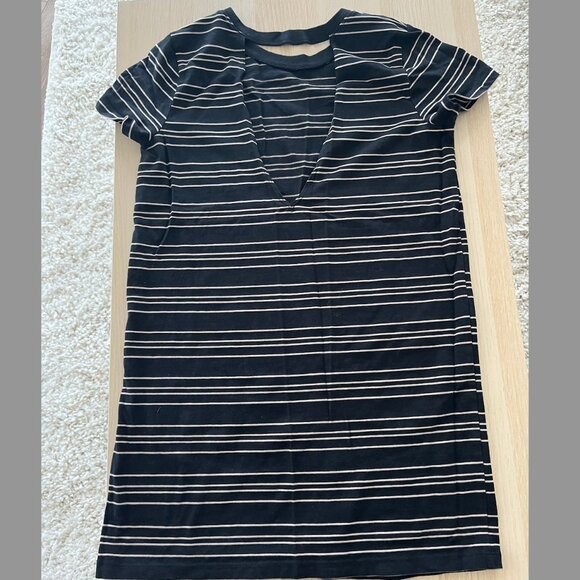 [NEW] Striped T-Shirt Dress - Picture 2 of 2